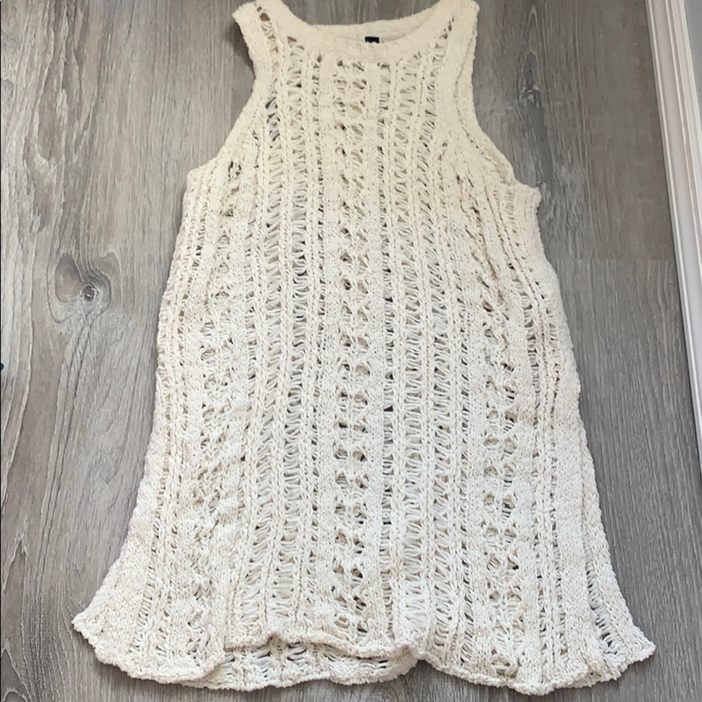 American eagle short sleeve sweater
